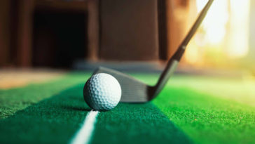 Artificial golf course for small office spaces