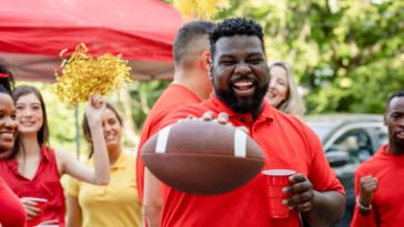 American,Football,Supporter,At,A,Tailgate,Event