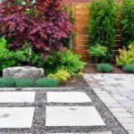 Walkway-made-of-clean-stone-pavers